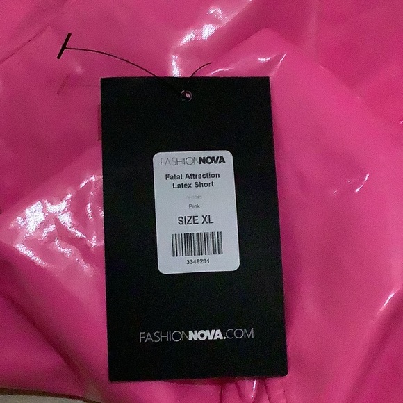 Fashion nova sexy shorts 💗❤️‍🔥 - Picture 7 of 7